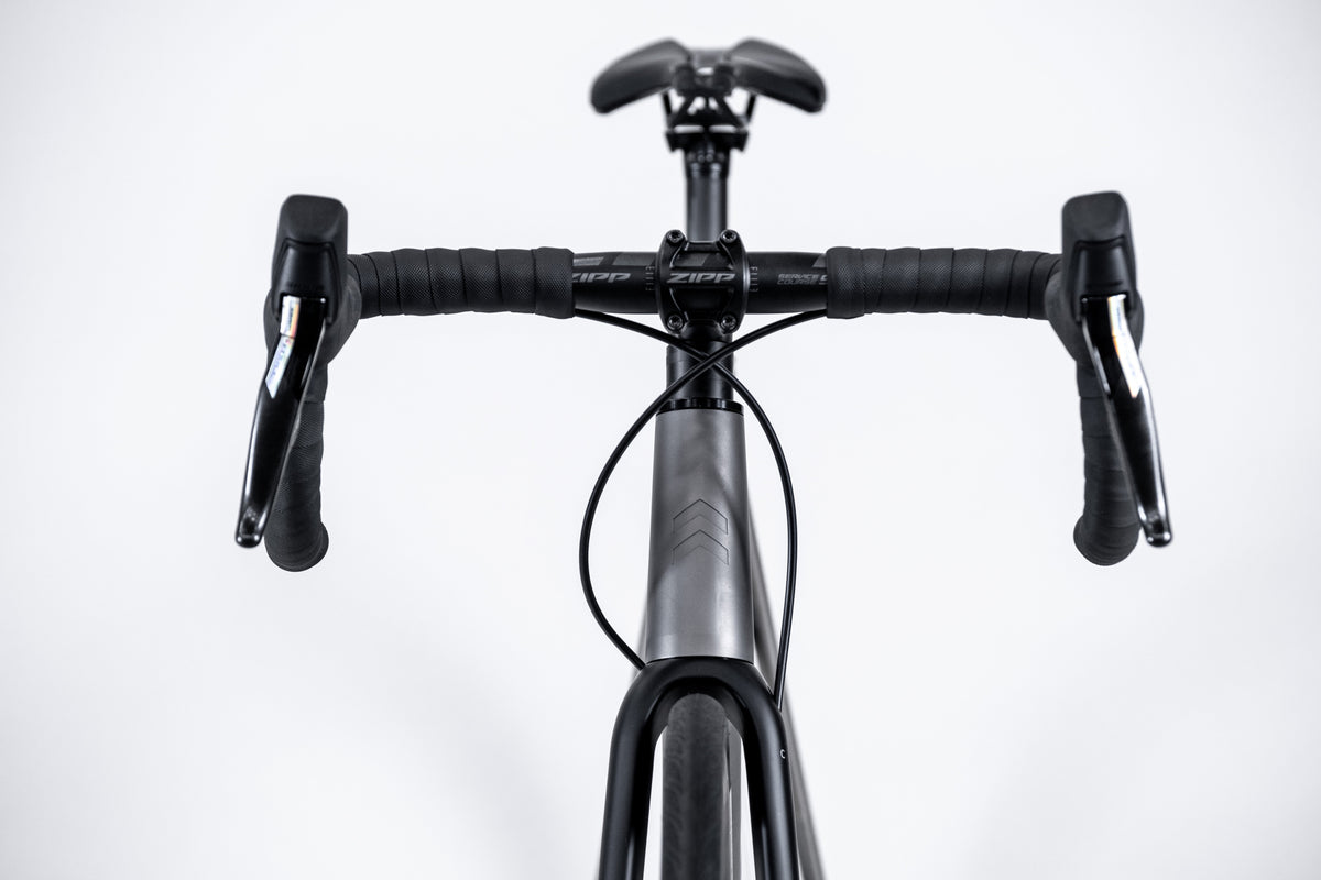 Curve Belgie DISC, titanium road bike wheel and tyre