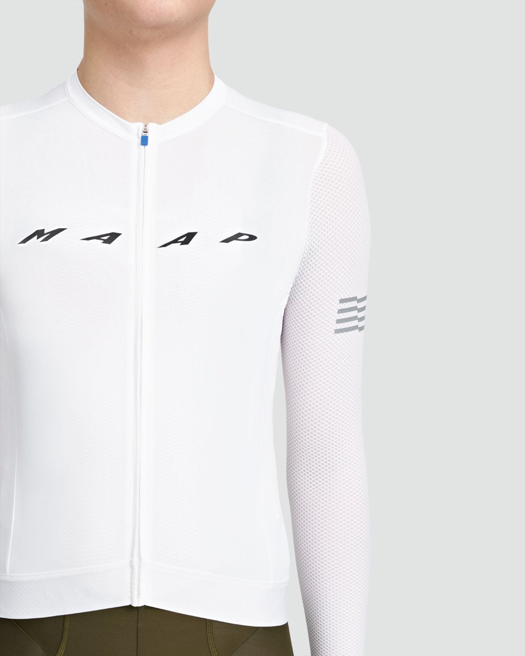 MAAP Evade Pro Base LS Jersey in White, collar and zip detail