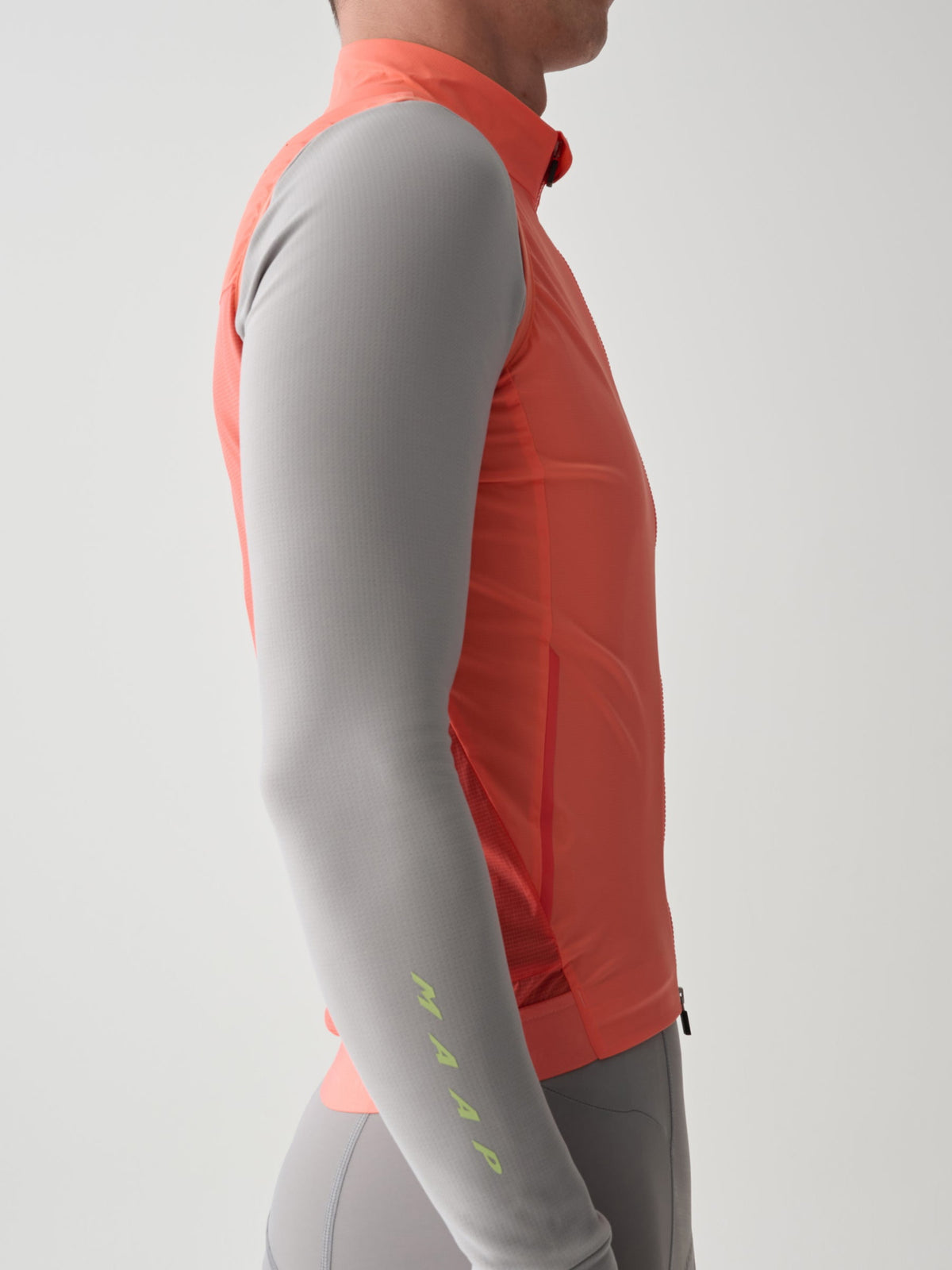 MAAP Team Flow Vest in Tangelo, two-way YKK zip detail