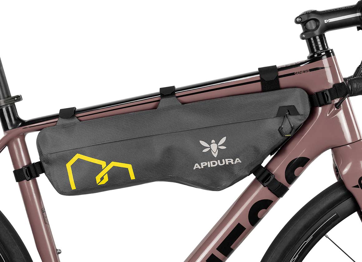 Apidura Half Frame Expedition 4.5L Bag on middle bike bar underneath