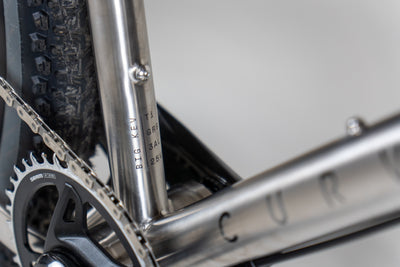 Curve Big Kev V2, gravel bike cockpit and bars