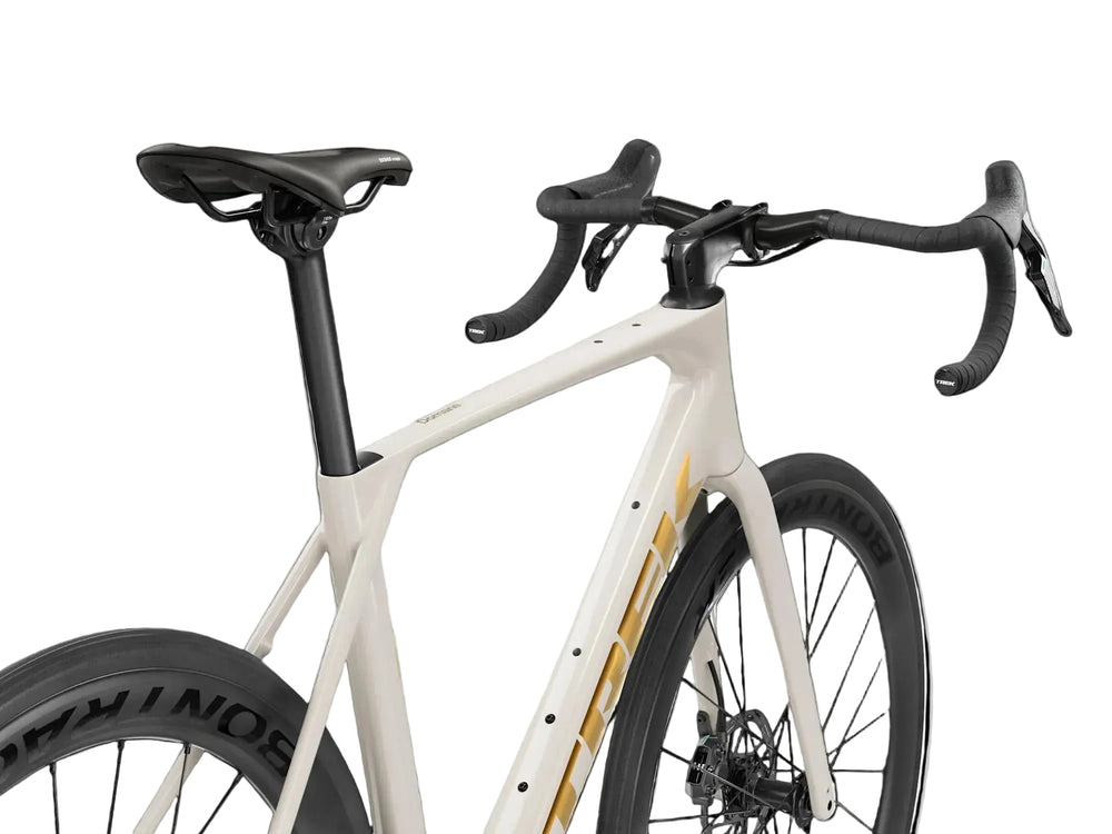 Trek Domane SL 6 AXS Gen 5, IsoSpeed and seat tube detail