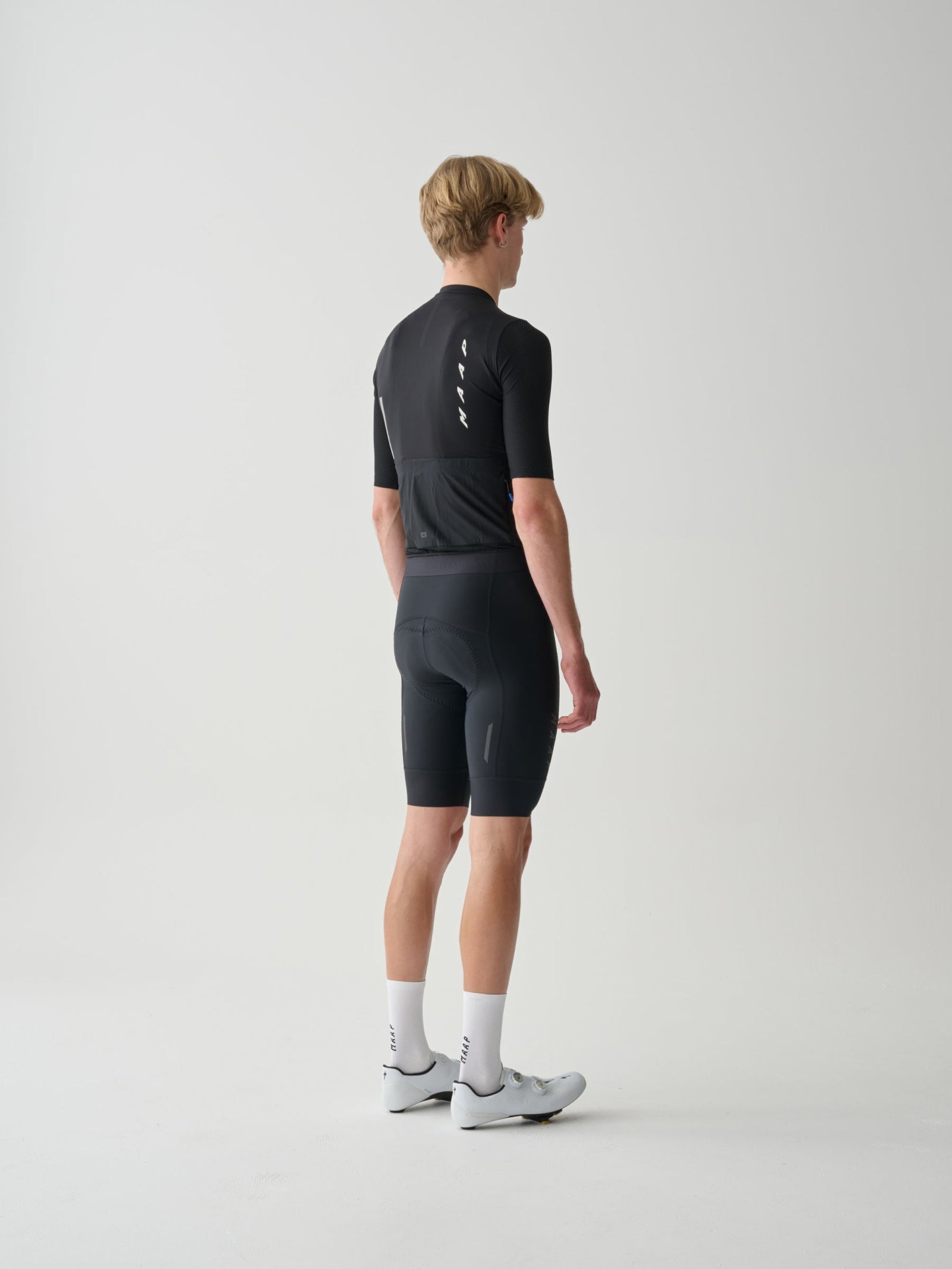 MAAP Evade Pro Base Jersey 2.0 in Black, jersey back with rear pockets