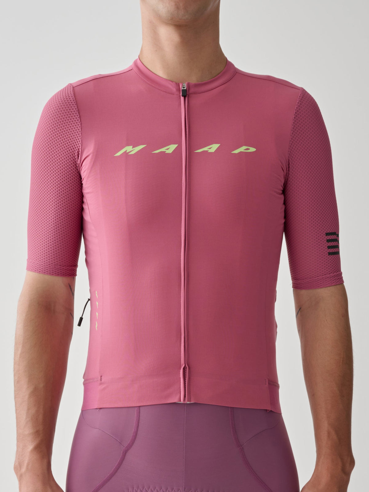 MAAP Evade Pro Base Jersey 2.0 in Mauve, jersey side profile