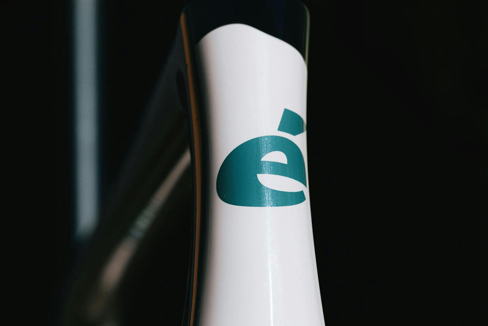 Cervélo Caledonia-5 frame and tyre clearance detail